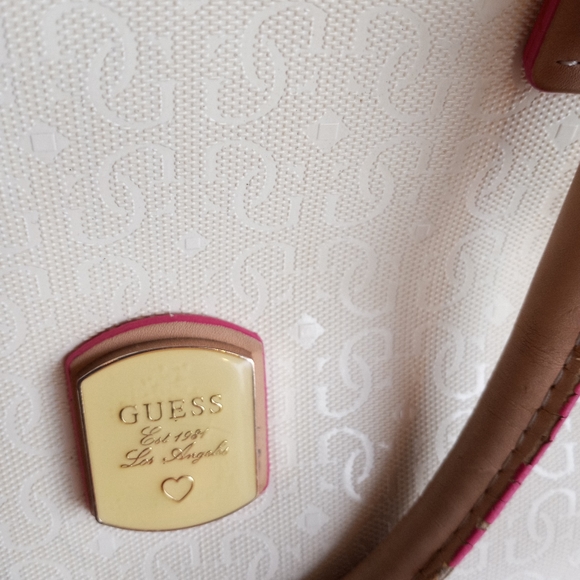 GUESS HANDBAG - Picture 2 of 6